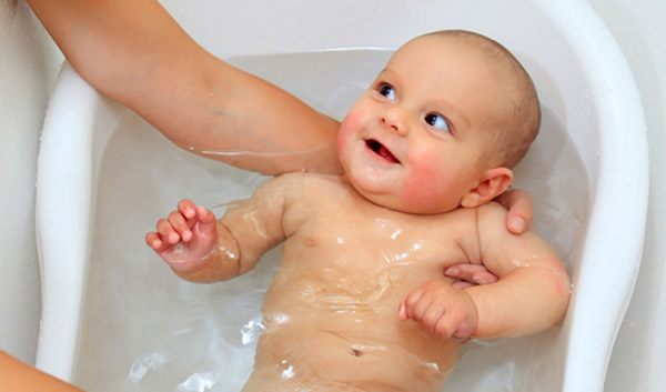 babybathing